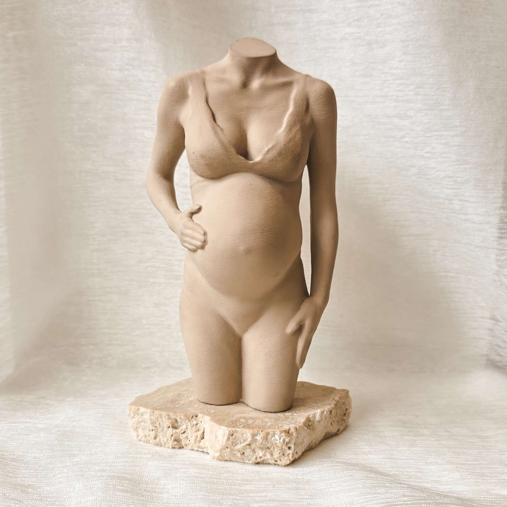 Nude Zwangerschapsbeeld - The Baby Conceptstore
